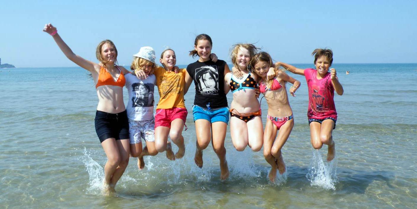 Детский оздоровительный лагерь Счастливое детство на Черном море на поезде из Вологды